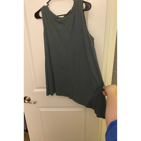 LOGO by Lori Goldstein Asymmetrical Hem Tank | 1X | Grey Green | NWOT QVC - Picture 4 of 6